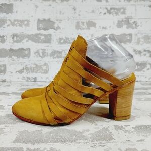 Free People Byron Camel Brown Suede Strappy Block Heel Boho Slide Mules A745